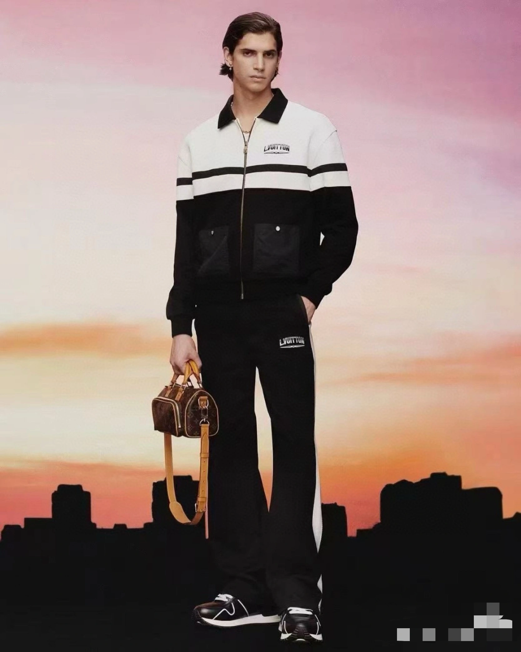 wg.luxury- 8V oversize item:E-F501C1126